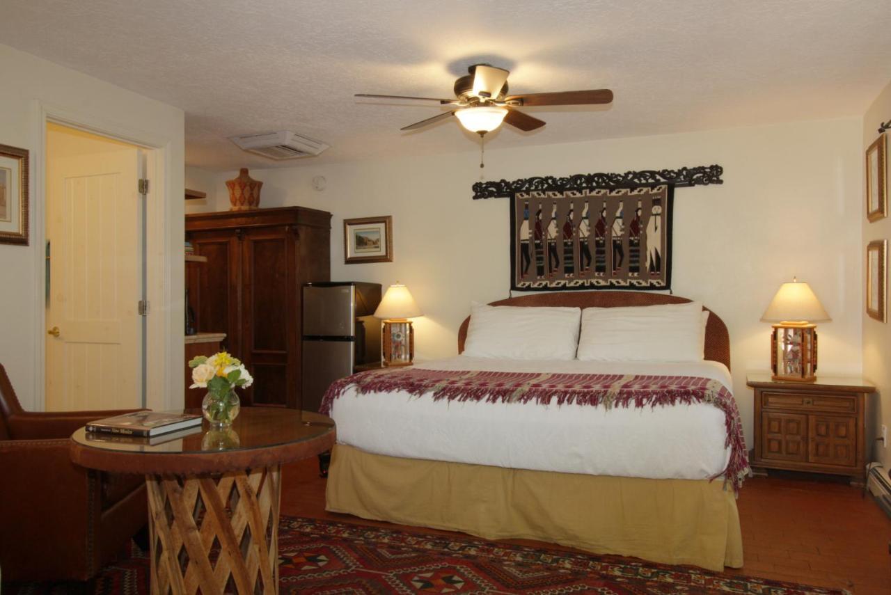 Casa Blanca Inn And Suites Farmington Exterior foto